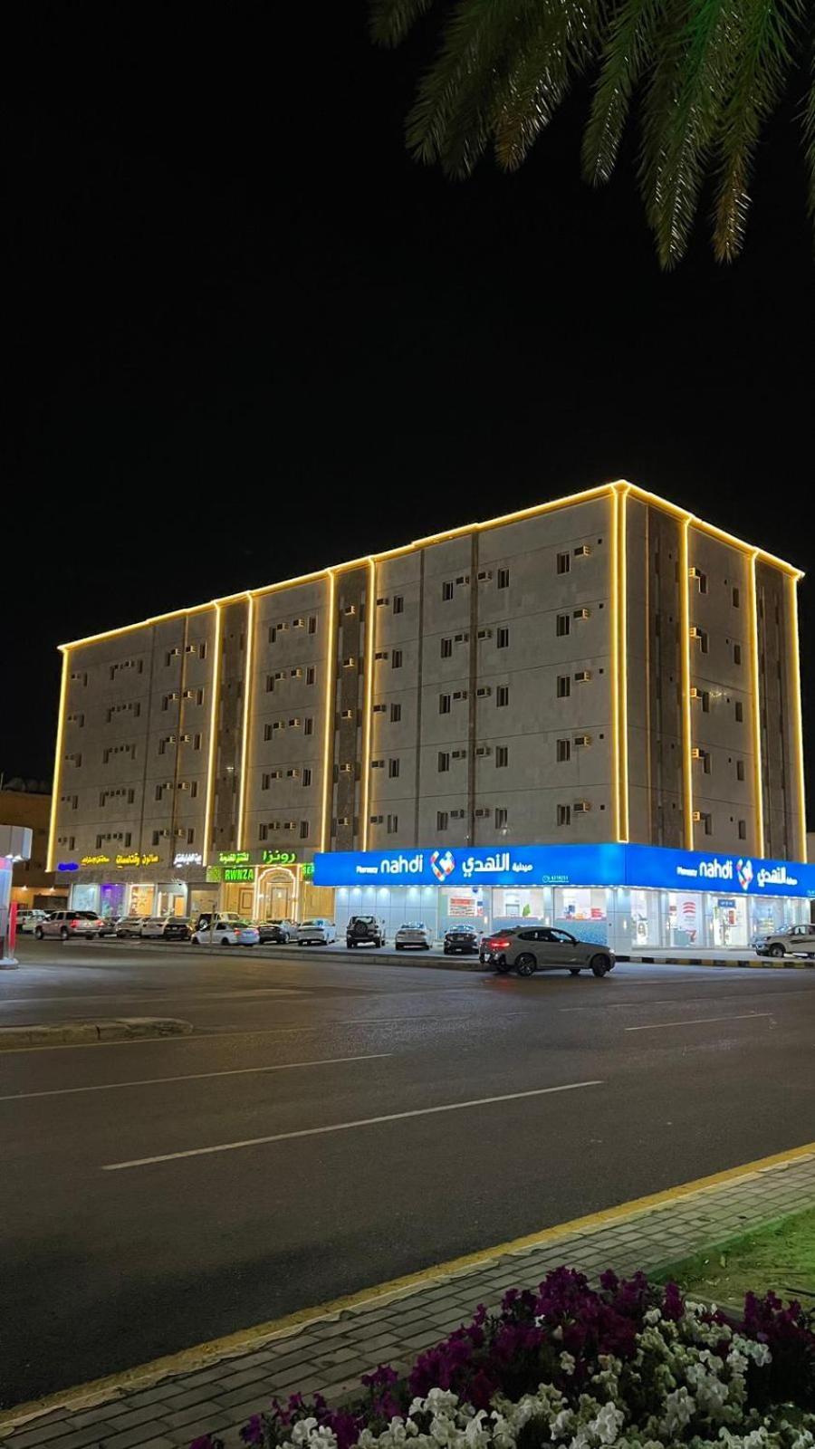 رونزا للوحدات السكنية المفروشة Rwnza Hotel Apartments Табук Екстер'єр фото